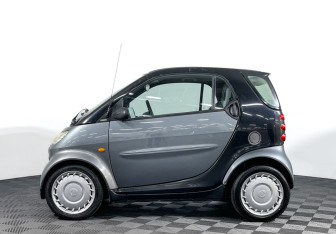 Подержанный автомобиль Smart Fortwo Hatchback 2003 года (8 фото)