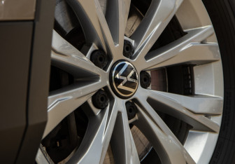 Подержанный автомобиль Volkswagen Tiguan 2021 года (23 фото)