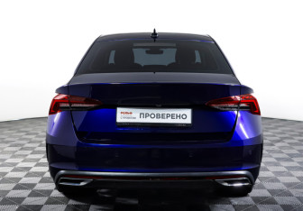 Подержанный автомобиль Skoda Octavia Liftback 2021 года (6 фото)