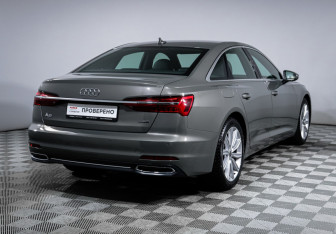Подержанный автомобиль Audi A6 Sedan 2021 года (5 фото)