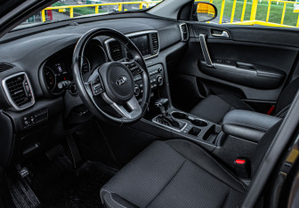 Подержанный автомобиль Kia Sportage 2021 года (12 фото)