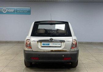 Подержанный автомобиль Lifan Smily 2012 года (6 фото)