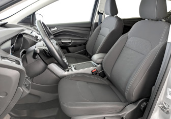 Подержанный автомобиль Ford Kuga 2018 года (20 фото)