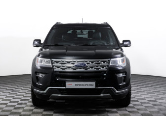 Подержанный автомобиль Ford Explorer 2019 года (2 фото)