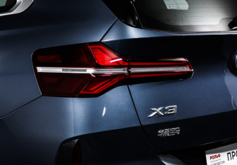 Подержанный автомобиль BMW X3 2025 года (17 фото)