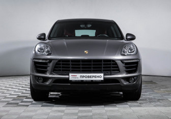 Подержанный автомобиль Porsche Macan 2015 года (2 фото)