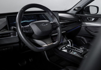 Подержанный автомобиль Chery Tiggo 8 Pro Max 2023 года (14 фото)