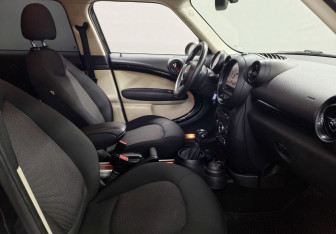 Подержанный автомобиль MINI Countryman 2013 года (9 фото)
