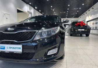 Подержанный автомобиль Kia Optima Sedan 2015 года (8 фото)