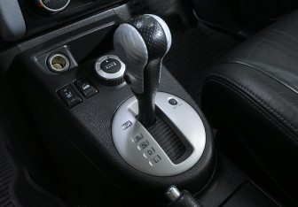 Подержанный автомобиль Nissan X-Trail 2011 года (12 фото)