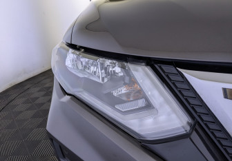 Подержанный автомобиль Nissan X-Trail 2021 года (11 фото)