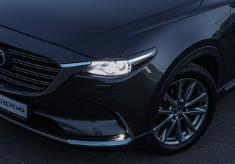 Подержанный автомобиль Mazda CX-9 2018 года (36 фото)