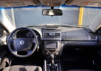 Подержанный автомобиль SsangYong Rexton 2012 года (9 фото)