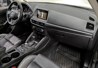 Подержанный автомобиль Mazda CX-5 2017 года (13 фото)