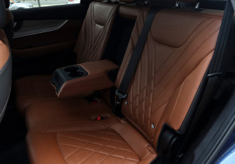 Подержанный автомобиль Chery Tiggo 8 Pro e+ 2023 года (12 фото)