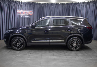 Подержанный автомобиль Chery Tiggo 8 2020 года (8 фото)