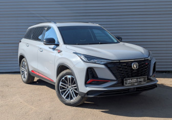 Подержанный автомобиль Changan CS75PLUS 2023 года (3 фото)