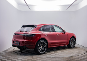 Подержанный автомобиль Porsche Macan 2021 года (5 фото)