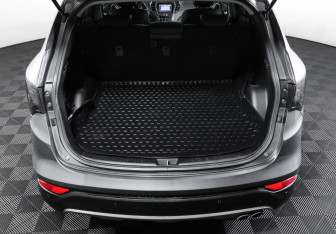 Подержанный автомобиль Hyundai Santa Fe 2014 года (10 фото)