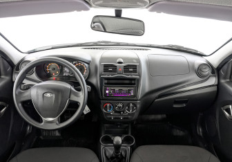 Подержанный автомобиль LADA (ВАЗ) Granta Sedan 2023 года (14 фото)