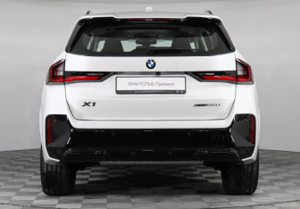 Новый BMW X1 2025 (4 фото)