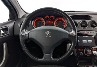 Подержанный автомобиль Peugeot 408 2021 года (22 фото)
