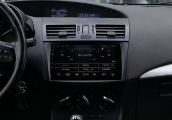 Подержанный автомобиль Mazda 3 Sedan 2012 года (12 фото)