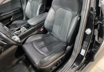 Подержанный автомобиль Kia K5 2020 года (19 фото)