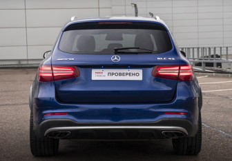 Подержанный автомобиль Mercedes-Benz GLC AMG 2016 года (6 фото)