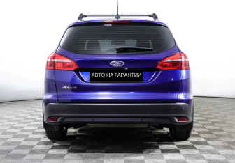 Подержанный автомобиль Ford Focus Wagon 2017 года (4 фото)