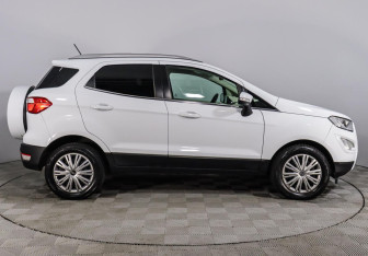 Подержанный автомобиль Ford EcoSport 2018 года (4 фото)