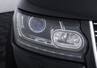Подержанный автомобиль Land Rover Range Rover 2015 года (23 фото)
