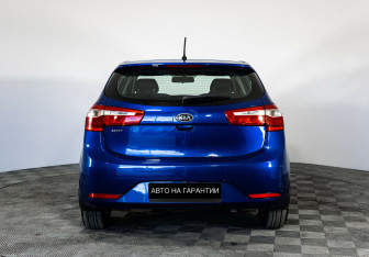 Подержанный автомобиль Kia Rio Hatchback 2012 года (4 фото)