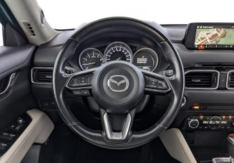 Подержанный автомобиль Mazda CX-5 2018 года (22 фото)