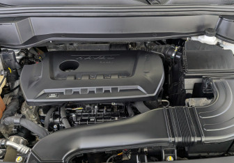 Подержанный автомобиль Haval F7 2023 года (9 фото)