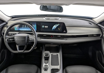 Подержанный автомобиль Chery Arrizo 8 2024 года (14 фото)