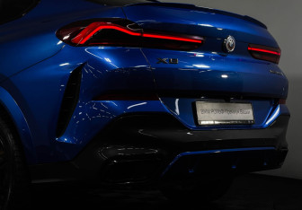 Подержанный автомобиль BMW X6 2019 года (23 фото)