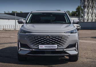 Подержанный автомобиль Changan UNI-K 2024 года (2 фото)