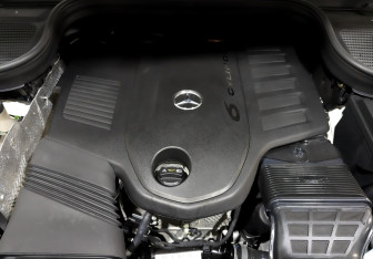 Подержанный автомобиль Mercedes-Benz GLE 2020 года (9 фото)