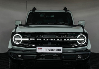 Подержанный автомобиль Ford Bronco 2022 года (23 фото)