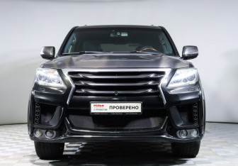 Подержанный автомобиль Lexus LX 2015 года (2 фото)