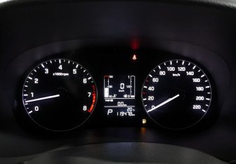 Подержанный автомобиль Hyundai Creta 2019 года (16 фото)