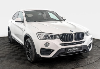 Подержанный автомобиль BMW X4 2018 года (3 фото)