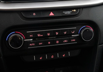 Подержанный автомобиль Kia Ceed Wagon 2021 года (9 фото)