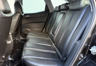 Подержанный автомобиль Mazda CX-7 2008 года (11 фото)