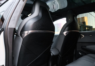 Подержанный автомобиль Zeekr X 2023 года (13 фото)