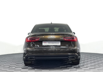 Подержанный автомобиль Audi A6 Sedan 2017 года (6 фото)