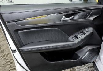 Подержанный автомобиль Haval Jolion 2024 года (19 фото)