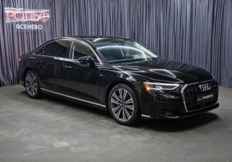 Подержанный автомобиль Audi A8 2023 года (3 фото)
