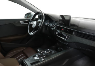 Подержанный автомобиль Audi A5 Liftback 2017 года (9 фото)